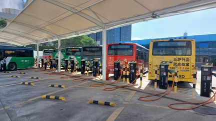 Station de recharge à Shenzen (Sébastien Berriot / RADIOFRANCE)