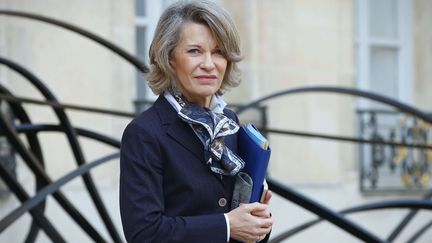 La ministre de l'Education nationale, Anne Genetet, quitte l'Elysée après un Conseil des ministres, à Paris, le 15 octobre 2024. (ALFONSO JIMENEZ / SHUTTERSTOCK / SIPA)