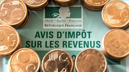 Avis d'imposition 2017 (photo d'illustration)&nbsp; (PHILIPPE HUGUEN / AFP)