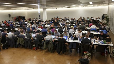 &nbsp; (Apprentis hackers participent à un challenge à Genève en Suisse © Maxppp)