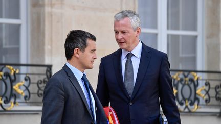 Gérald Darmanin et Bruno Le Maire à la sortie du Conseil des Ministres, le 24 septembre 2018. (JULIEN MATTIA / LE PICTORIUM / MAXPPP)