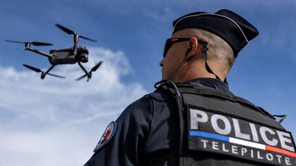 Les drones de la police vont pouvoir filmer plus facilement les manifestations