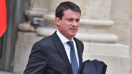 Le Premier ministre, Manuel Valls, le 18 octobre 2016 à l'Elysée. (YANN KORBI / CITIZENSIDE / AFP)