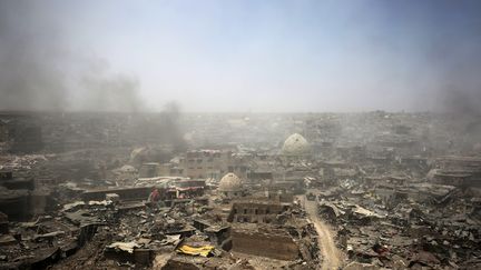 JUILLET. Les ruines de la vieille ville de Mossoul, libérée le 9 juillet 2017 du groupe Etat islamique. (AHMAD AL-RUBAYE / AFP)