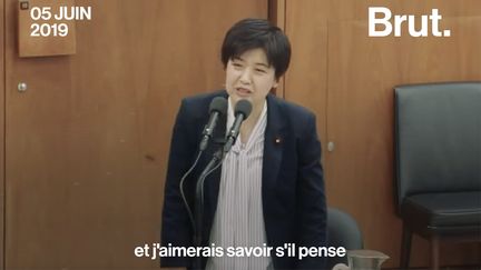 Ce 5 juin, le Parlement japonais a été le théâtre d'un échange houleux entre la députée Kanako Otsuji et le ministre du Travail Takumi Nemoto.