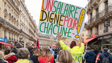 Manifestation pour les salaires à Paris, le 22 mars 2017. (RUDY-OLIVIER BENTO / HANS LUCAS via AFP)