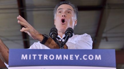 Le candidat r&eacute;publicain &agrave; la pr&eacute;sidentielle am&eacute;ricaine,&nbsp;Mitt Romney, le 22 ao&ucirc;t lors d'un meeting &agrave; Bettendorf, dans l'Iowa (Etats-Unis). (JEWEL SAMAD / AFP)