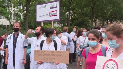 Hôpital : les internes en grève demandent de meilleures conditions de travail