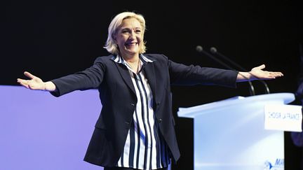 Marine Le Pen lors d'un meeting, le 27 avril 2017, à Nice (Alpes-Maritimes). (Photo d'illustration) (YANN COATSALIOU / AFP)