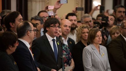 Puigdemont appelle à la paix et au civisme