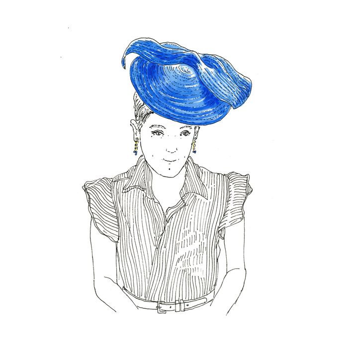 "Autoportrait au bibi, bibi Ysé bleu en paille, acheté chez Mademoiselle Chapeaux", par Christelle Téa, Paris, 21 juillet 2019.&nbsp; (CHRISTELLE TEA)