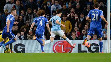 Samir Nasri inscrit le second but de son équipe contre Chelsea