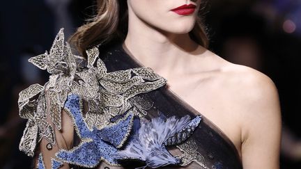 Elie Saab hc ah 2016-17, à Paris
 (FRANCOIS GUILLOT / AFP)