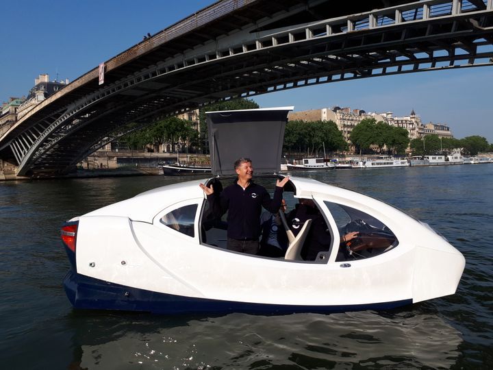 Présentation des Sea Bubbles sur la Seine, en mai 2018. (RADIOFRANCE / BENJAMIN MATHIEU)