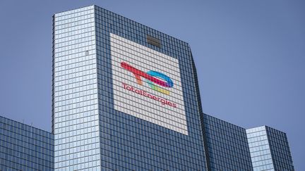 The headquarters of the TotalEnergies group in the La Défense business district, near Paris, in June 2023. (BENJAMIN POLGE / HANS LUCAS / AFP)