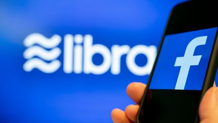 Libra est la cryptomonnaie de Facebook. (KAY NIETFELD / DPA)