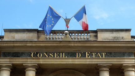 Le fronton du Conseil d'État.&nbsp; (OLIVIER BENIS / RADIOFRANCE)