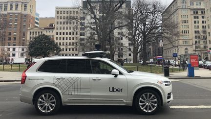 Une voiture autonome Uber, le 24 janvier 2020. (ERIC BARADAT / AFP)