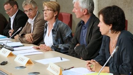 Les responsables des syndicats, lors d'une réunion de concertation au siège de la CGT, le 08 septembre 2010. (AFP - Pierre Verdy)