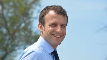 &nbsp; (Emmanuel Macron en déplacement dans l'Hérault © MaxPPP)