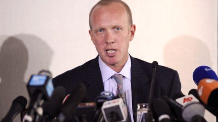 Douglas Wigdor, l'un des avocats de Nafissatou Diallo, lors d'une conf&eacute;rence presse, &agrave; Paris, le 23 ao&ucirc;t 2011. (ERIC FEFERBERG /AFP)