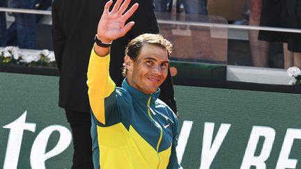 Une finale à sens unique. Rescapé d'une partie de tableau très corsée qui l'a vu éliminer Félix Auger-Aliassime, Novak Djokovic et Alexander Zverev, Rafael Nadal affronte la surprise Casper Ruud en finale de Roland-Garros, le 5 juin 2022. Même diminué par un pied gauche douloureux, il remporte largement son 14e titre porte d'Auteuil (6-3, 6-3, 6-0), le 22e et dernier Grand Chelem de sa carrière. (VICTOR JOLY / AFP)