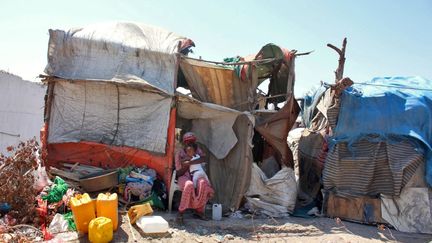 Des réfugiés éthiopiens dans un camp pour migrants dans le district de Khor Maksar à Aden, au Yémen, le 3 mars 2022. (SALEH OBAIDI / AFP)