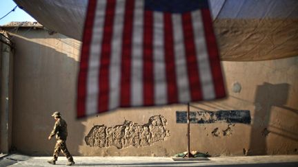 Un soldat américain le 11 septembre 2011 dans une base américaine de la province de Kunar, en Afghanistan.&nbsp; (DAVID GOLDMAN / AP)