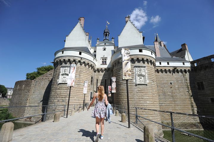 Le ch&acirc;teau des ducs de Bretagne, qui se trouve &agrave; Nantes (Loire-Atlantique), t&eacute;moigne des liens historiques avec la Bretagne. (JEAN-SEBASTIEN EVRARD / AFP)