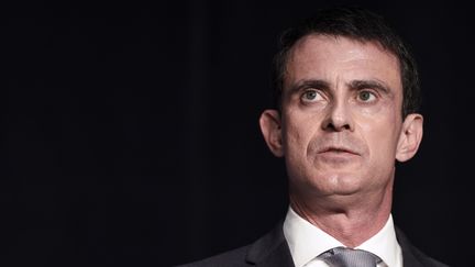 Le Premier ministre, Manuel Valls, le 7 avril 2016, après avoir&nbsp;posé la première pierre du nouveau centre des congrès de Metz (Moselle). (JEAN-CHRISTOPHE VERHAEGEN / AFP)