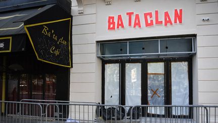 La façade rénovée du Bataclan, à Paris (27 octobre 2016)
 (Martin Bureau / AFP)