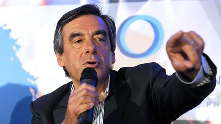 Fran&ccedil;ois Fillon, d&eacute;put&eacute; de Paris, lors d'un meeting &agrave; Rouez-en-Champagne (Sarthe), le 27 ao&ucirc;t 2014. (JEAN-FRANCOIS MONIER / AFP)