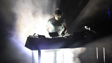 Rone sur la scène des Francofolies de la Rochelle
 (XAVIER LEOTY / AFP)