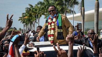 Tundu Lissu lors de son retour d'exil, le 27 juillet 2020 à Dar es Salaam en Tanzanie. (STR / AFP)