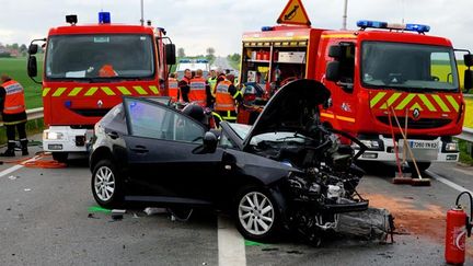 &nbsp; (265 personnes ont perdu la vie en avril comme ici sur la commune de Haute-Avesnes dans le Pas-de-Calais © MAXPPP)