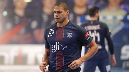 Daniel Narcisse, joueur de handball au PSG pendant un match de la Champions League contre&nbsp;Bjerringbro-Silkeborg, le 11 janvier 2017. (STEPHANE ALLAMAN / STEPHANE ALLAMAN)