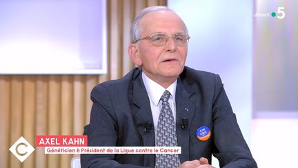 Axel Kahn, sur le plateau de "C à vous", le 17 mai 2021.&nbsp; (FRANCE 5)