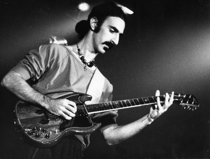 Frank Zappa à New York en 1975
 (ZUMAPRESS)