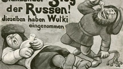 «Quand la guerre éclate, les cartes cherchent à faire rire aux dépens de l’ennemi tout en surfant sur le sentiment de supériorité largement répandu dans l’opinion allemande. Qu’il s’agisse de fustiger le Russe, l’Anglais  ou le Français, les stéréotypes sont largement utilisés. Ici, le moujik alcoolique, incapable de tenir un fusil» (carte postale allemande). (Caricadoc.com)