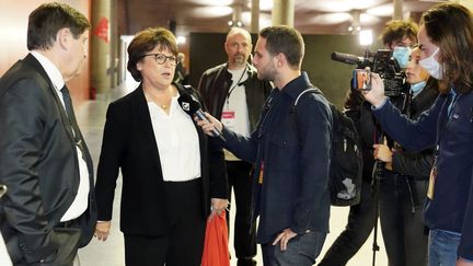 La maire de Lille (Nord), Martine Aubry, ici photographiée en octobre 2021, figure parmi les signataires d'une tribune publiée le 19 décembre 2021 dans "Le Journal du dimanche". (JAAK MOINEAU / HANS LUCAS / AFP)