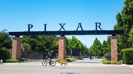 L'entrée des studios Pixar à Emeryville (Californie). (SMITH COLLECTION/GADO / ARCHIVE PHOTOS)