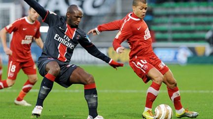 coupe ligue valenciennes psg dossevi 112010 (FRANCOIS LO PRESTI / AFP)