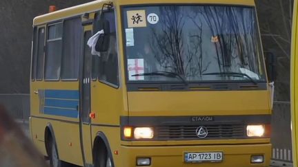 Guerre en Ukraine : des bus pour évacuer des civils de Marioupol