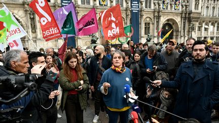 Le 30 mars 2023, Laurence Marandola, secrétaire nationale de la Confédération paysanne, participait à une manifestation contre les violences policières à Paris. (STEPHANE DE SAKUTIN / AFP)