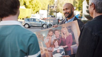 Keagan-Michael Key incarne un acteur de sitcom raté. (HULU / DISNEY +)