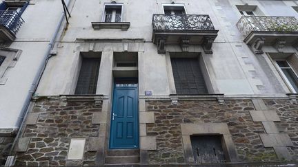 La maison de Xavier Dupont de Ligonn&egrave;s,&nbsp;dans laquelle s'est d&eacute;roul&eacute; le quintuple meurtre de son &eacute;pouse et de ses quatre enfants, photographi&eacute;e &agrave; Nantes (Loire-Atlantique), le 10 f&eacute;vrier 2014.&nbsp; (MAXPPP)