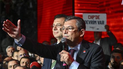 Le nouveau leader de l'opposition turque, Ozgür Ozel, le 5 novembre 2023 à Ankara (Turquie). (OSMANCAN GURDOGAN / ANADOLU)