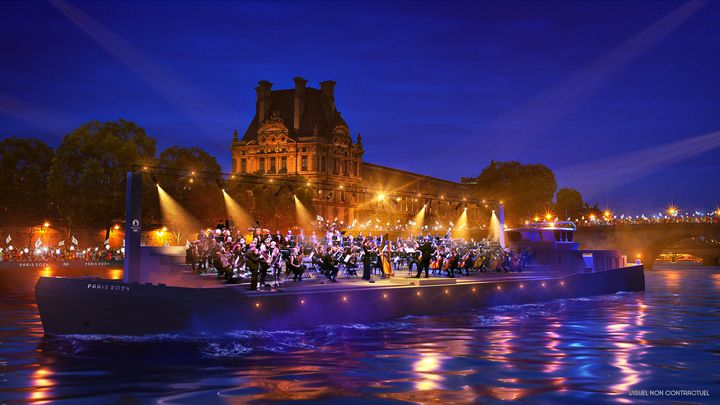Une projection 3D d'un orchestre sur une péniche lors de la cérémonie d'ouverture de Paris 2024. (FLORIAN HULLEU / PARIS 2024)