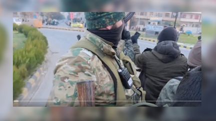 Des jihadistes français ont été identifiés dans les rangs du groupe rebelle islamiste Hayat Tahrir al-Sham (HTS) en Syrie. (CAPTURE D'ECRAN X)