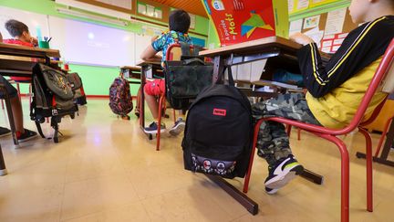 De plus en plus d'heures de classe perdues dans les établissements scolaires français. Photo d'illustration (LIONEL VADAM  / MAXPPP)